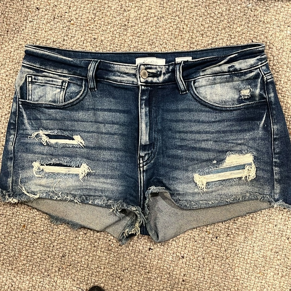 Kancan Jean shorts size 30, great condition.